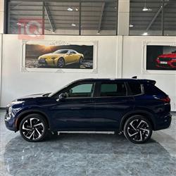 ميتسوبيشي اوتلاندر